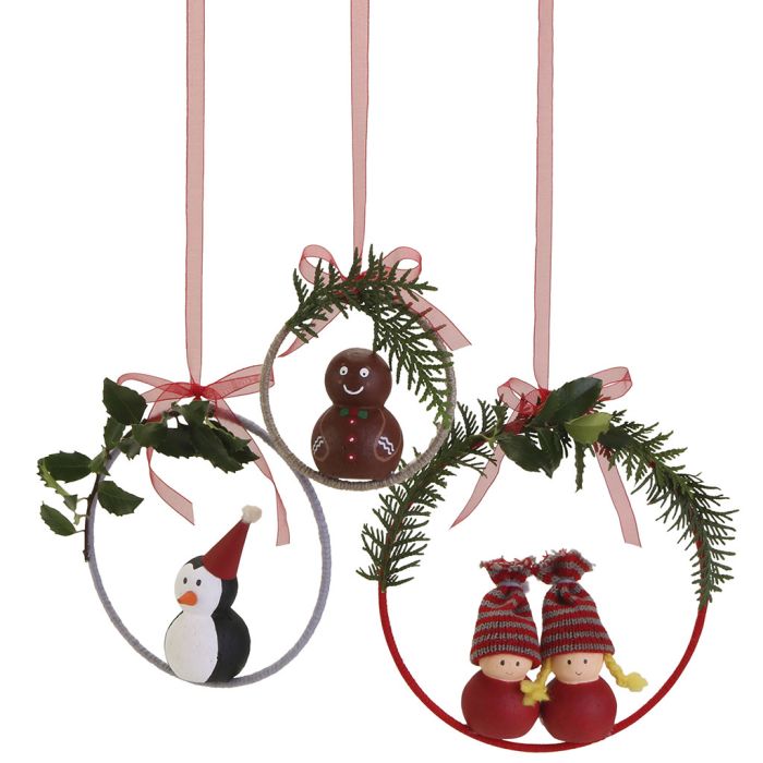 Stemningsfulle kranser med julefigurer