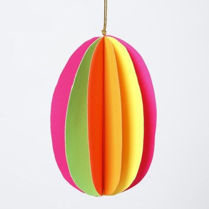 Egg i 3D av neonfarget kartong