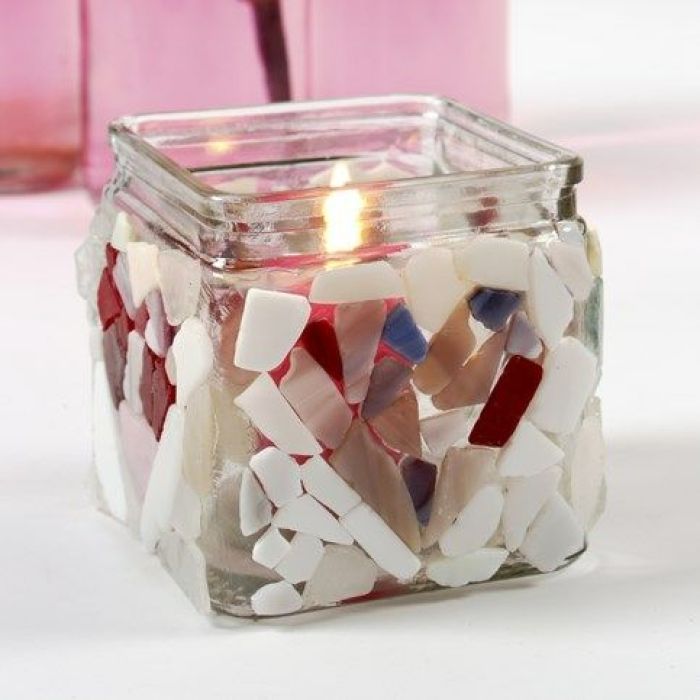 Lysglass med mosaikk av glass