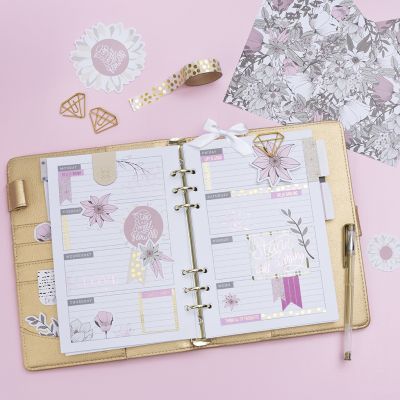 Dekorert 5-ukers plan til Bullet journal og kalender